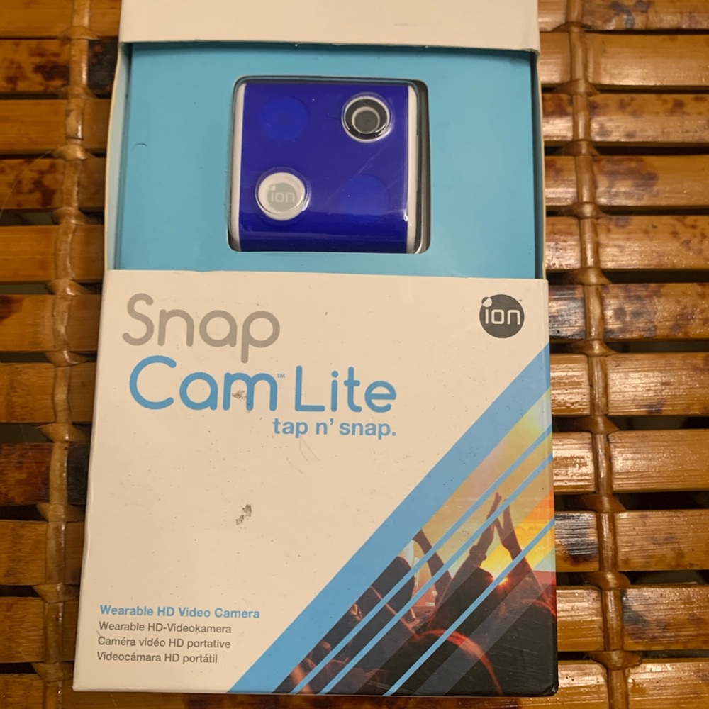 iON Snap Cam Lite Wearable HD Video Camera